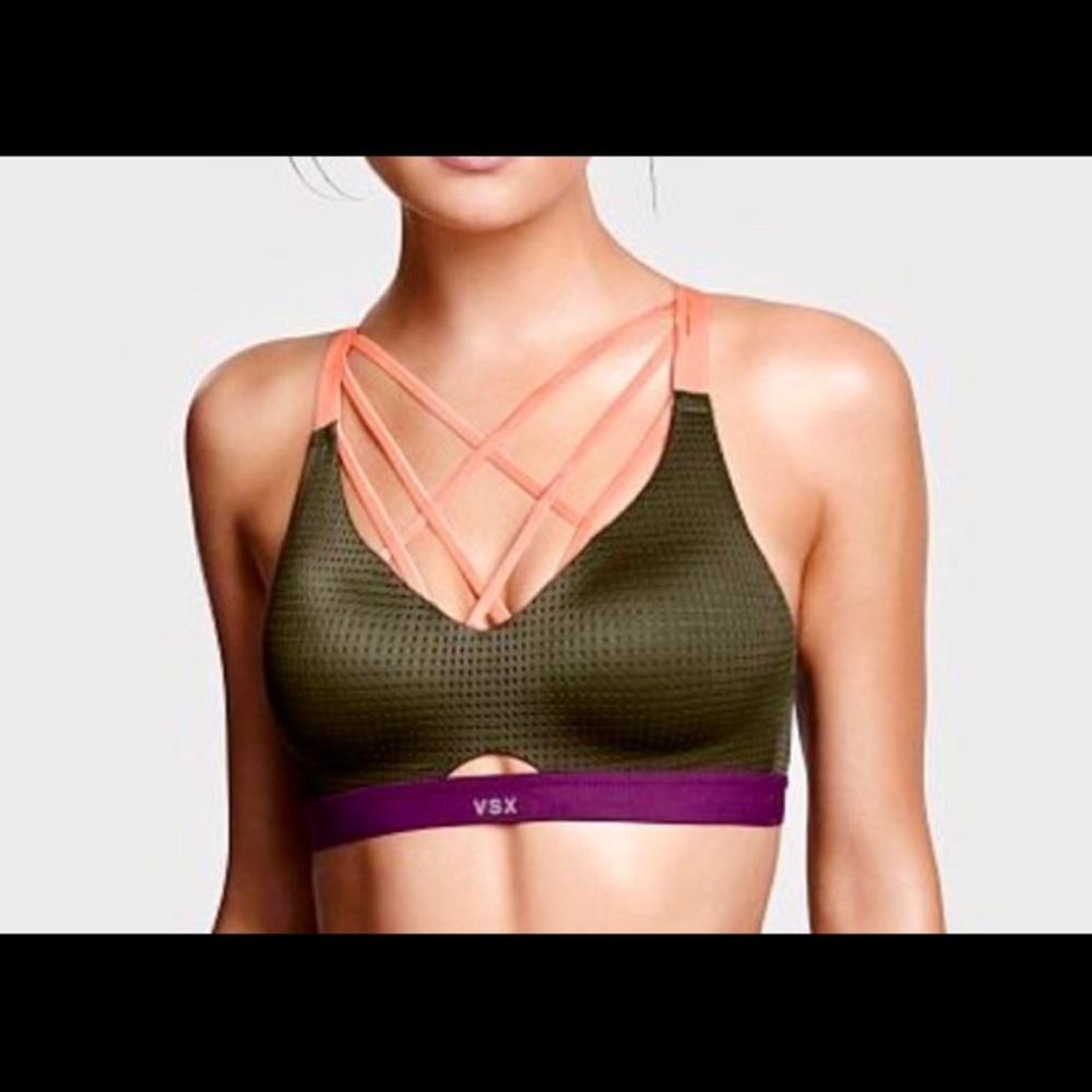Victoria’s Secret VSX Strappy Sports Bra 34C